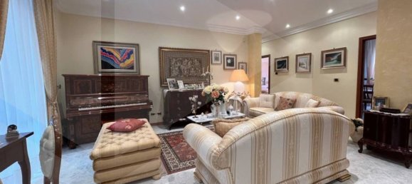 4غرفة شقة في Bari, Italy رقم 23653 5