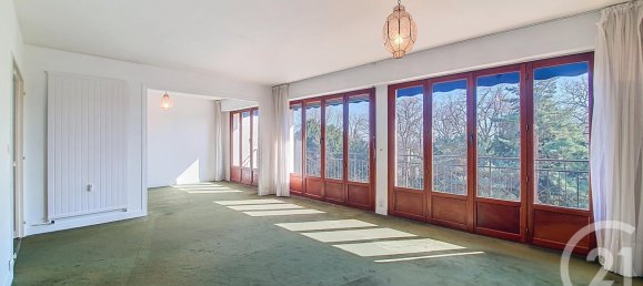 Квартира с 3 спальнями в Тур, Франция № 70368 4