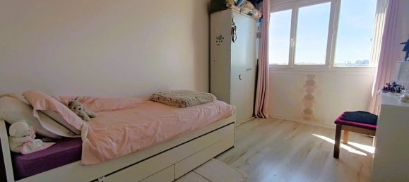 3 bedrooms Apartment in Mainvilliers, France No. 237155 8