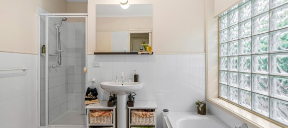 3 bedrooms House in Yarra Glen, Australia No. 116 26