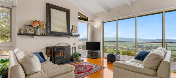 3 bedrooms House in Yarra Glen, Australia No. 116 5