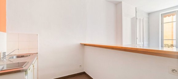 Квартира с 1 спальней в Лион, Франция № 341105 4