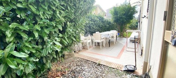 2 Schlafzimmer Wohnung in Quarrata, Italy, Nr. 292094 13