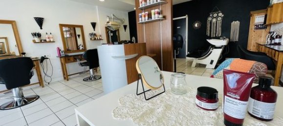 Gewerbliche Immobilie in La Riche, France 63m², Nr. 308412 7