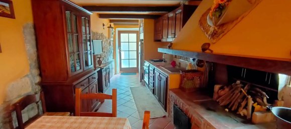 2 rooms Apartment in Pomarance, Italy No. 84233 8