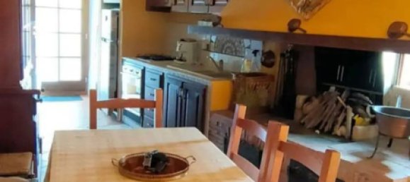 2 rooms Apartment in Pomarance, Italy No. 84233 9