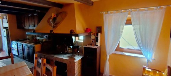 2 rooms Apartment in Pomarance, Italy No. 84233 10