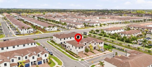 3 dormitorios dúplex en venta en Miami, Miami-Dade, Florida, USA № 615268 12
