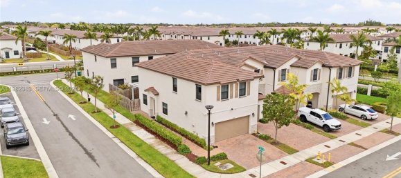 3 dormitorios dúplex en venta en Miami, Miami-Dade, Florida, USA № 615268 19