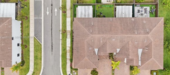 3 dormitorios dúplex en venta en Miami, Miami-Dade, Florida, USA № 615268 20