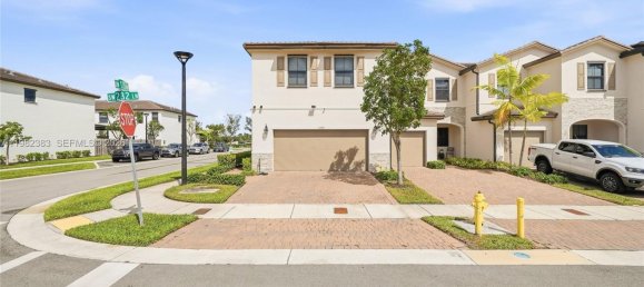 3 dormitorios dúplex en venta en Miami, Miami-Dade, Florida, USA № 615268 26