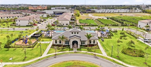 3 dormitorios dúplex en venta en Miami, Miami-Dade, Florida, USA № 615268 22