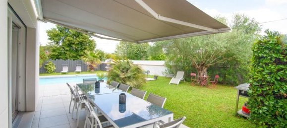 5 bedrooms House in Aussonne, France No. 342428 3