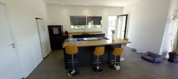 Вилла с 3 спальнями в Сериньяк, Франция № 199083 12