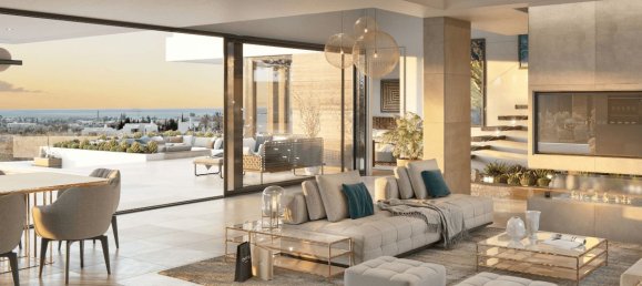 4 bedrooms Villa in Estepona, Spain No. 2904 8