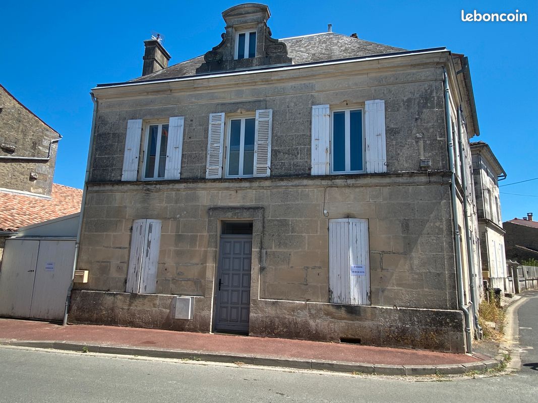 Casa T2 em Saint-Porchaire, France N.º 295824