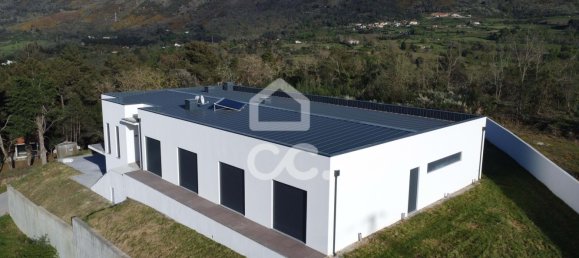 5 bedrooms House in Chaves, Portugal No. 168422 2