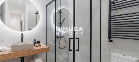 Apartamento de 3 dormitorios en Madrid, Spain No. 125037 21