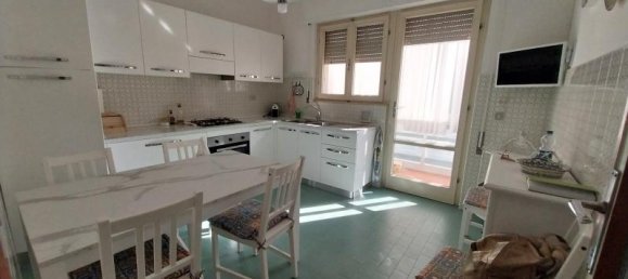 4 rooms Apartment in Camaiore, Italy No. 230920 7