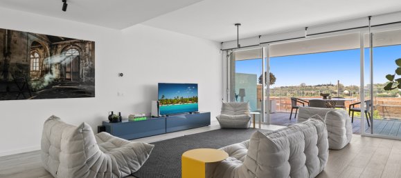 3 bedrooms House in Cancelada, Spain No. 10094 10