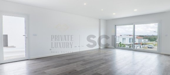 4 Schlafzimmer Haus in Corroios, Portugal, Nr. 100682 42