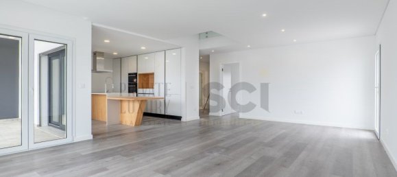 4 Schlafzimmer Haus in Corroios, Portugal, Nr. 100682 44