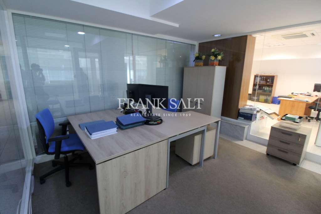  مكتب في Mosta, Malta 15متر مربع رقم 13119