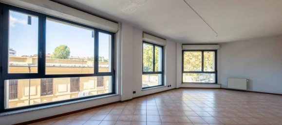 4غرفة شقة في Turin, Italy رقم 32735 6