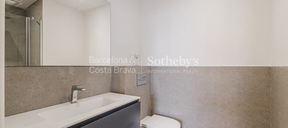 2 chambres Appartement à Eixample, Spain No. 133787 25