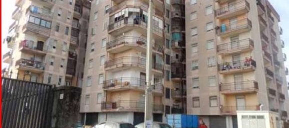 4 rooms Apartment in Giugliano in Campania, Italy No. 224668 8