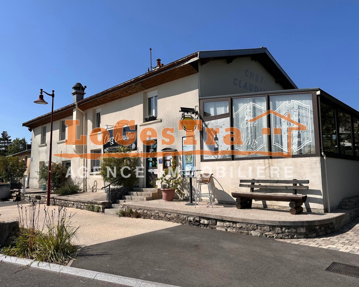 330m² Commercial property in They-sous-Montfort, France No. 243882
