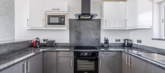 2 bedrooms Townhouse in Luz, Portugal No. 131401 19