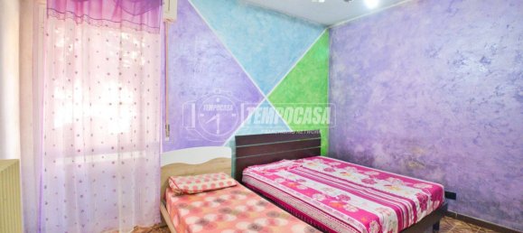 Квартира с 2 спальнями в Трекате, Италия № 270095 19