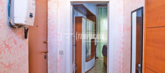 Квартира с 2 спальнями в Трекате, Италия № 270095 17