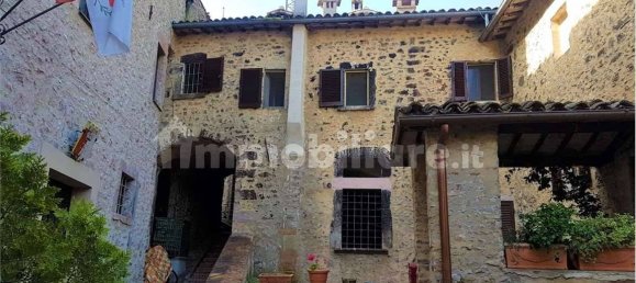 3 bedrooms House in Scheggino, Italy No. 264338 17