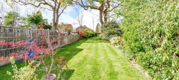 4 bedrooms House in South Croydon, United Kingdom No. 8093 4