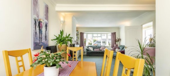 4 bedrooms House in South Croydon, United Kingdom No. 8093 9