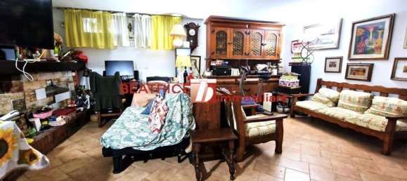 Вилла с 9 комнатами в Капаннори, Италия № 11313 11