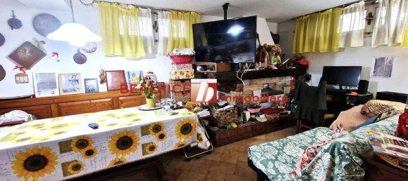 Вилла с 9 комнатами в Капаннори, Италия № 11313 13