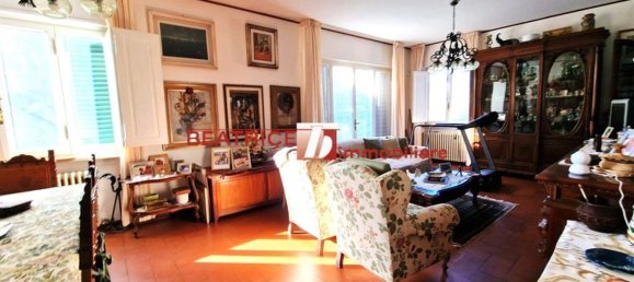 Вилла с 9 комнатами в Капаннори, Италия № 11313 18