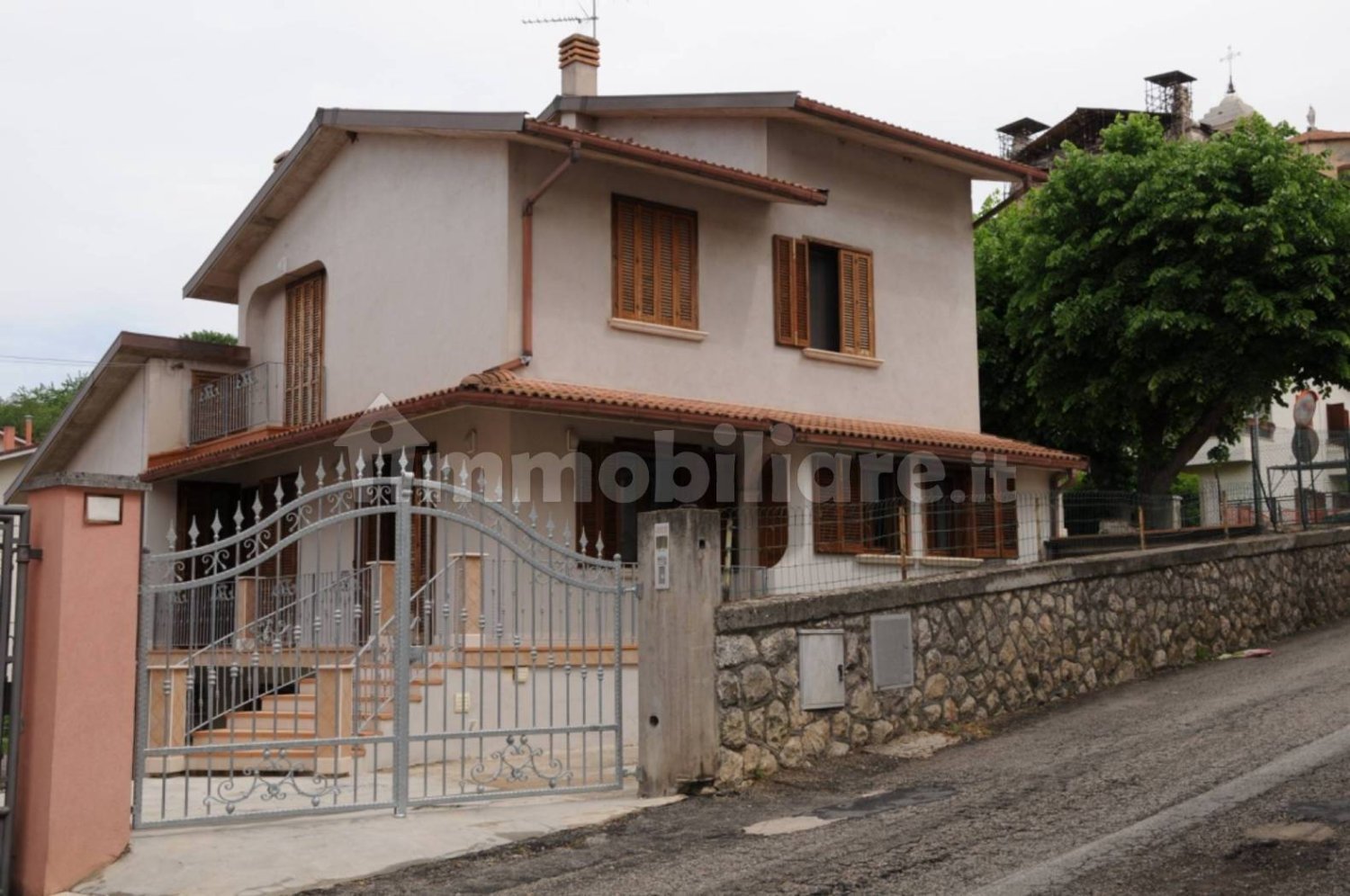 3 bedrooms Villa in San Demetrio ne' Vestini, Italy No. 212600