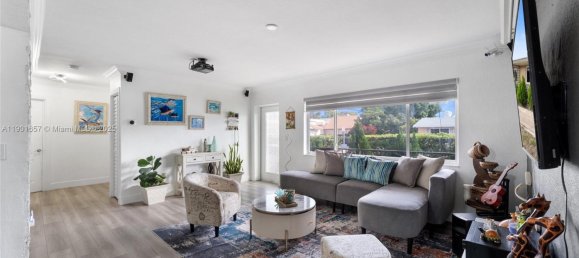 2 bedrooms Villa for rent in Miami, Miami-Dade, Florida, USA № 614235 6
