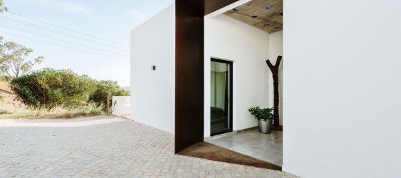 2 bedrooms House in Santa Catarina da Fonte do Bispo, Portugal No. 62370 17