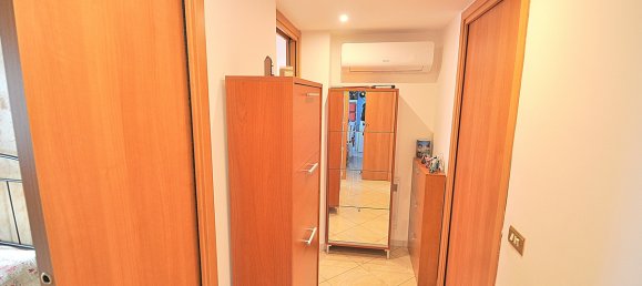 3-salle Appartement à Inveruno, Italy No. 353372 11