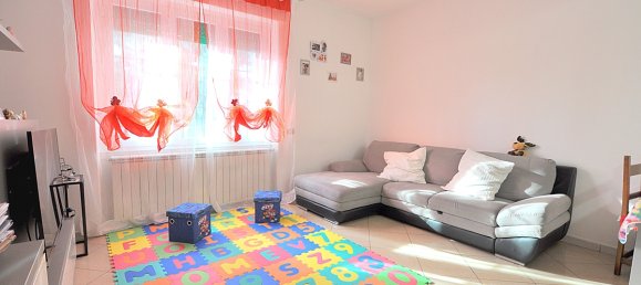 3-salle Appartement à Inveruno, Italy No. 353372 10