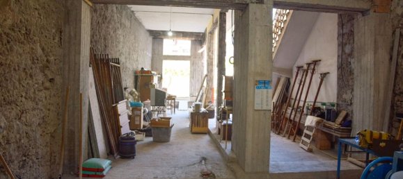 5 rooms House in Fiumefreddo di Sicilia, Italy No. 70340 15