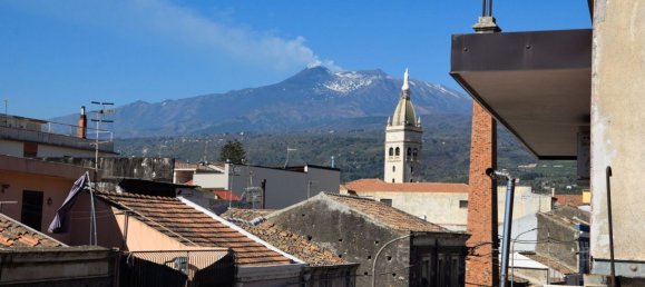 5 rooms House in Fiumefreddo di Sicilia, Italy No. 70340 23