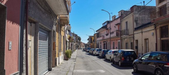 5 rooms House in Fiumefreddo di Sicilia, Italy No. 70340 28