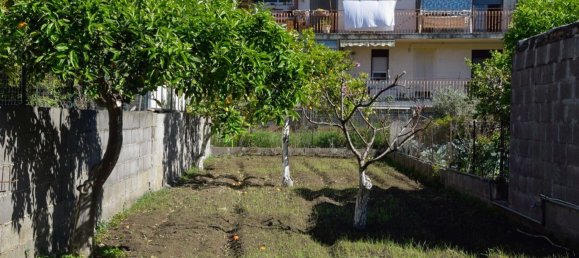 5 rooms House in Fiumefreddo di Sicilia, Italy No. 70340 5