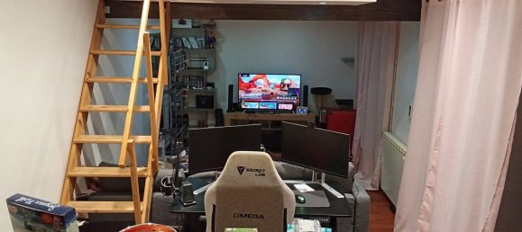 Studio in Drancy, France No. 186902 4